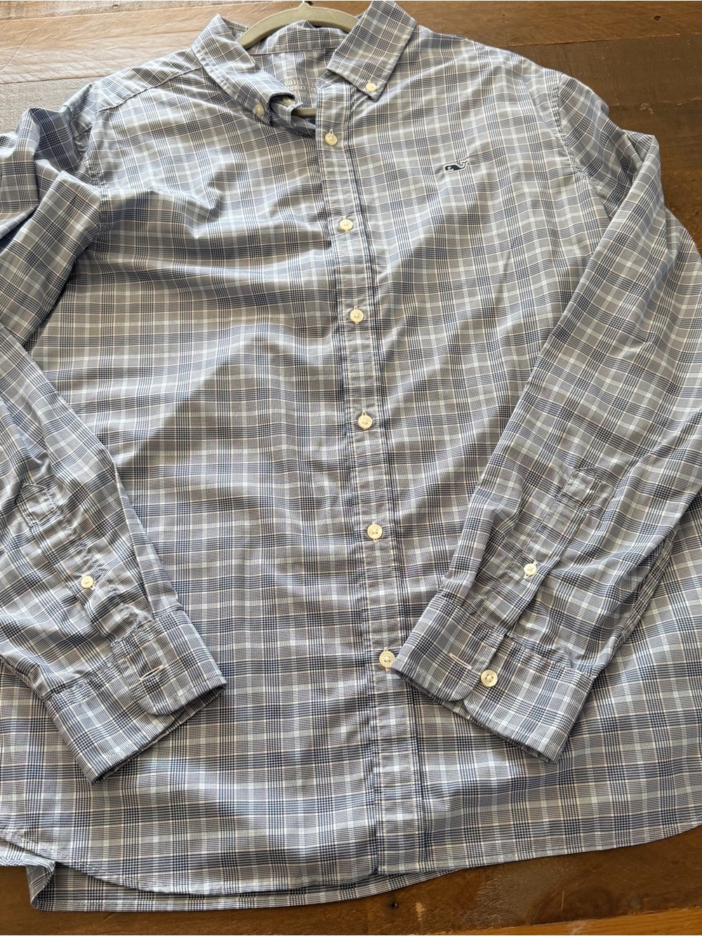 Vineyard Vines Blue and Gray Plaid Button‑Down Shirt